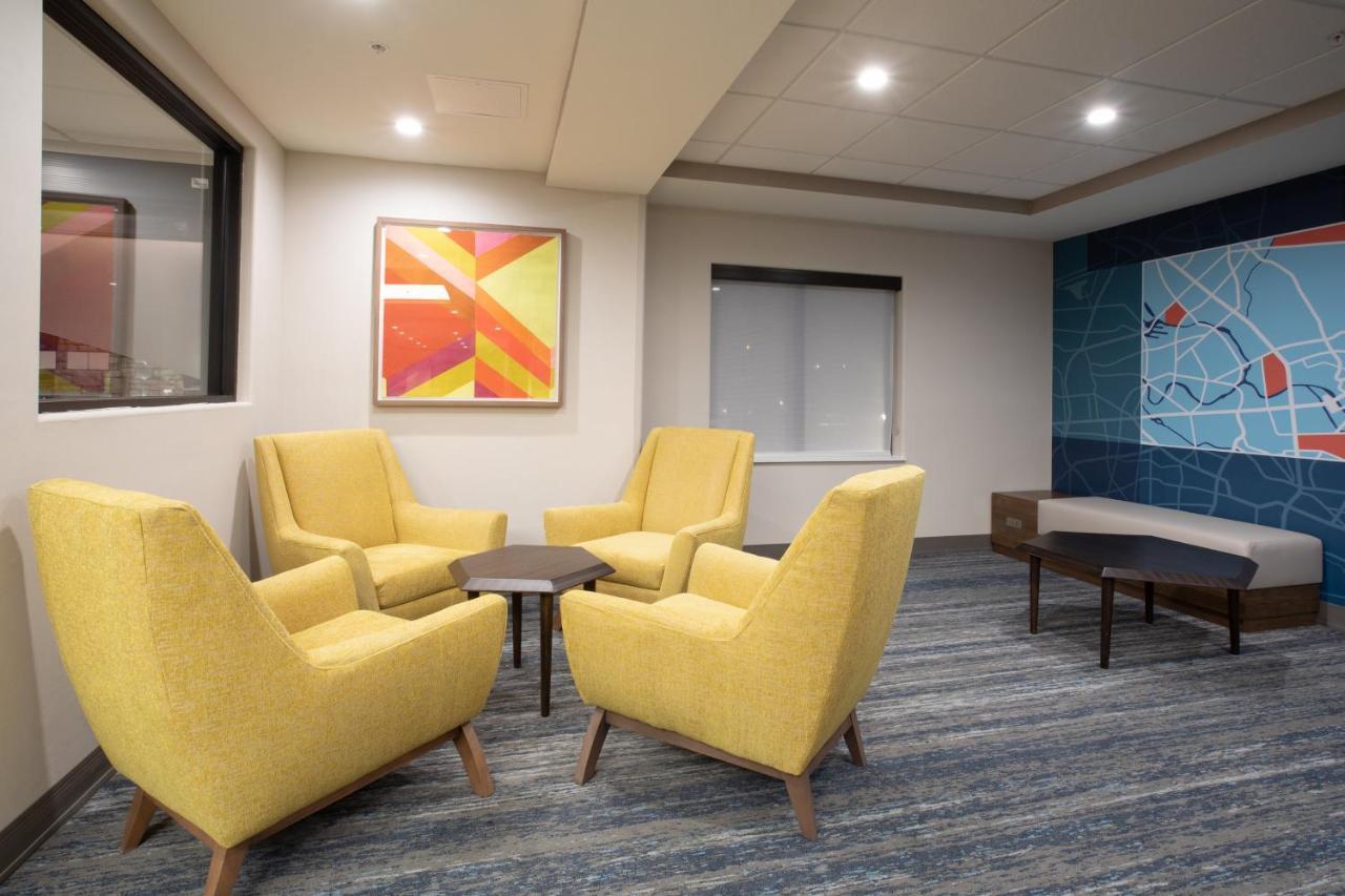 Holiday Inn Express Hotel & Suites Grand Junction By Ihg Exterior foto