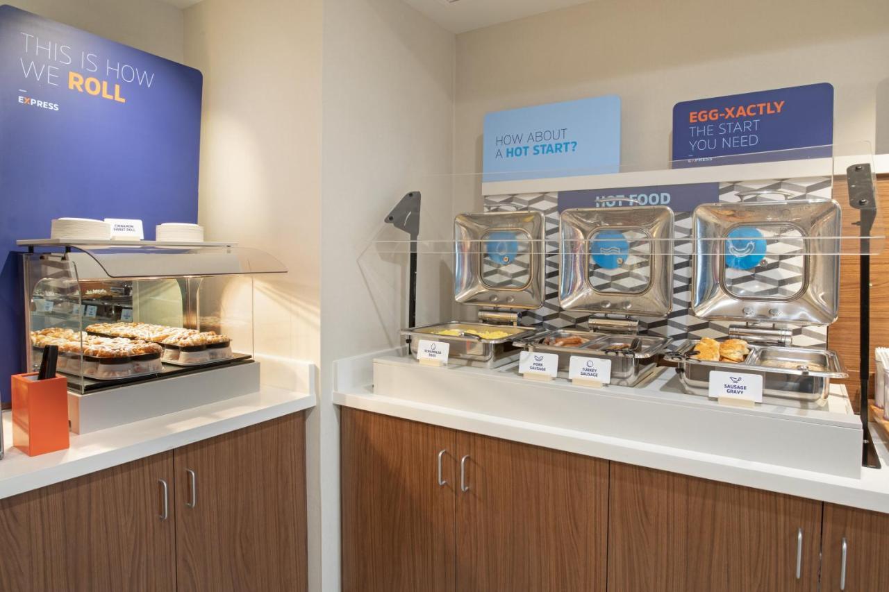 Holiday Inn Express Hotel & Suites Grand Junction By Ihg Exterior foto